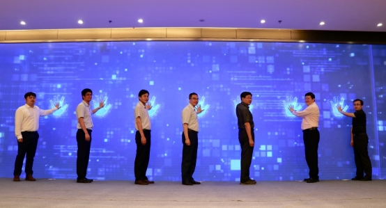 C:\Users\中孵\AppData\Local\Temp\WeChat Files\0bf8233dedebac5afd4887b89a227ce.jpg